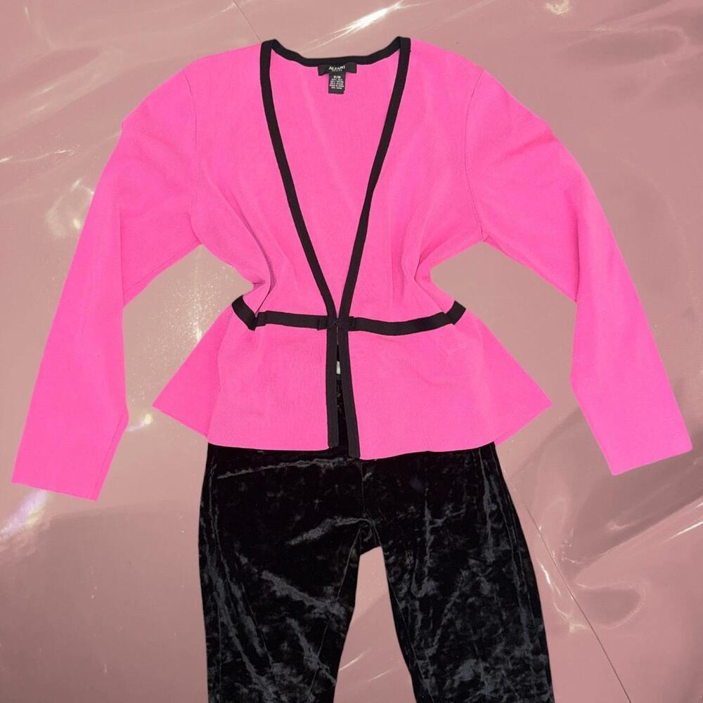 Y2K pink peplum cardigan top size M, preppy soft girl or kind legally blonde